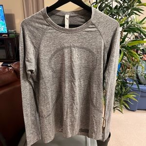 Lululemon grey swiftly tech long sleeve size 12